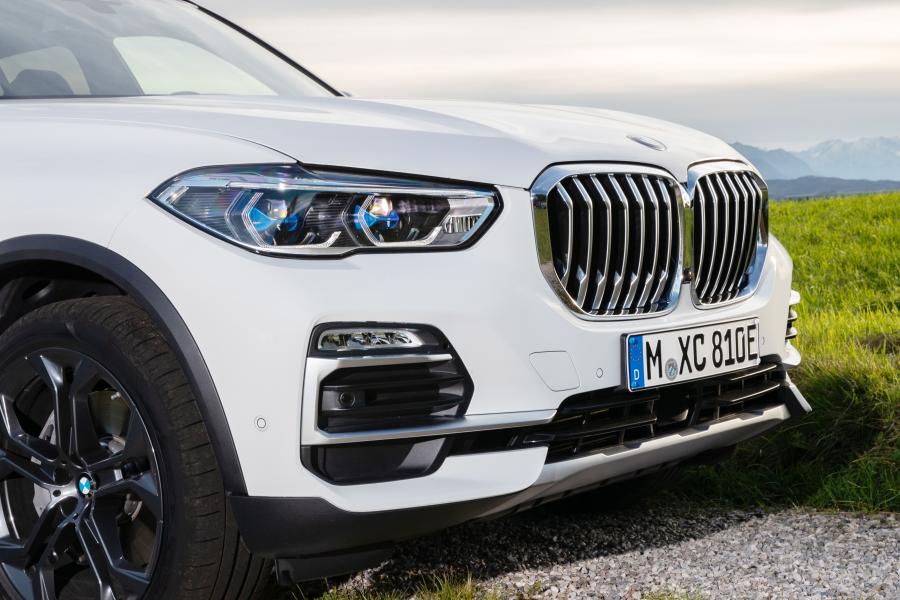 Детали экстерьера BMW X5 xDrive45e iPerformance (G05) 2019 года  (WW) (фото 85 из 102)
